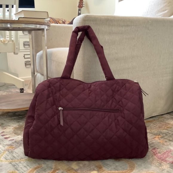 DSW Burgundy Duffle Bag Tote Bag - Picture 1 of 3